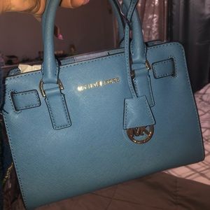 Michael Korda Small Bag powder blue